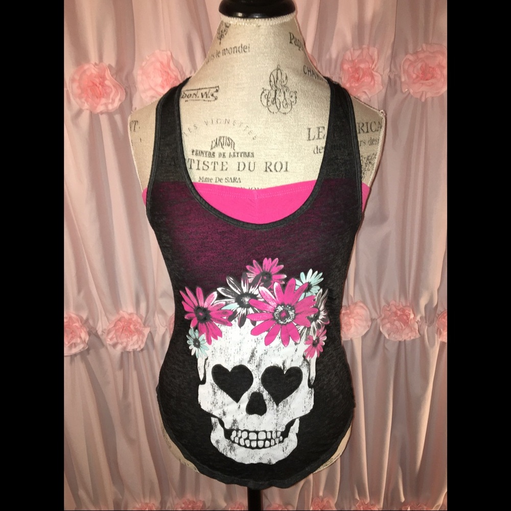 Skull tank top 💀🌺